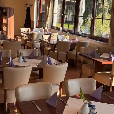Hotel Ruegen 3*